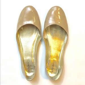 Xhilaration Tan Patent Leather Ballet Flat
